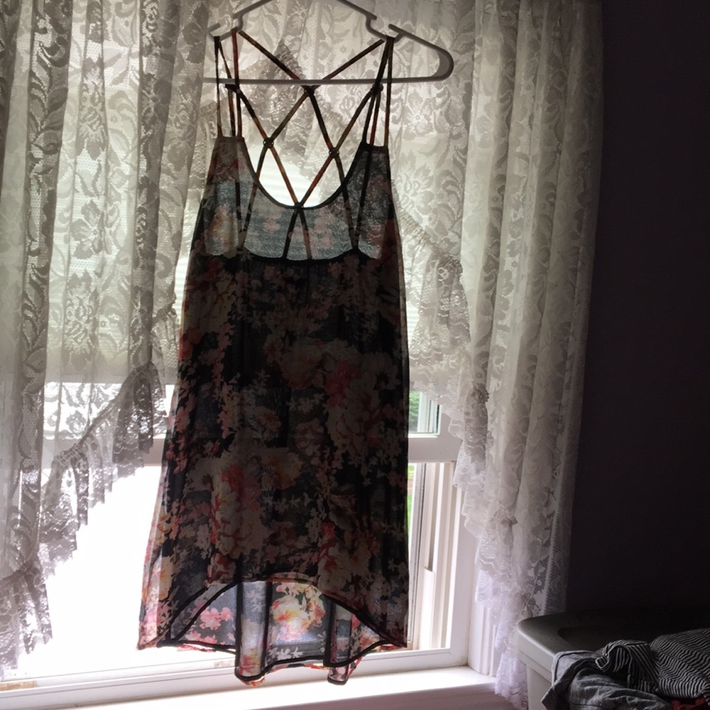 Floral tank/tunic black floral XS